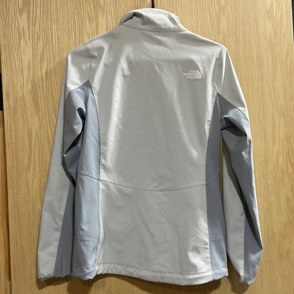 The North Face jacket - Picture 2 of 4